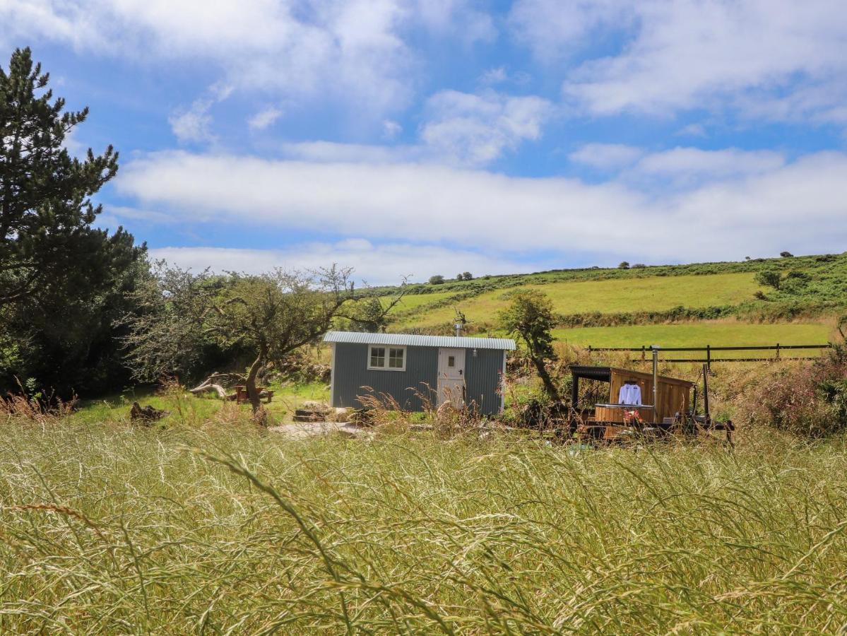 Bosulla Shepherds Hut Penzance Exterior photo
