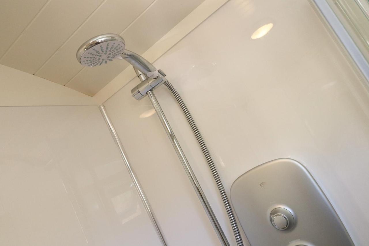 Bosulla Shepherds Hut Penzance Exterior photo